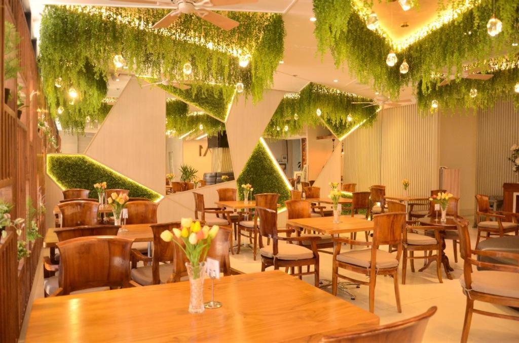 Aura One Hotel Baguio City Екстер'єр фото