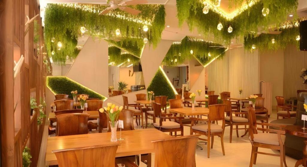 Aura One Hotel Baguio City Екстер'єр фото